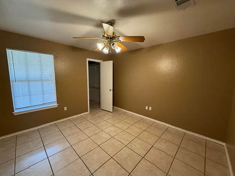10209 Lilac Ln #B — Photo 12