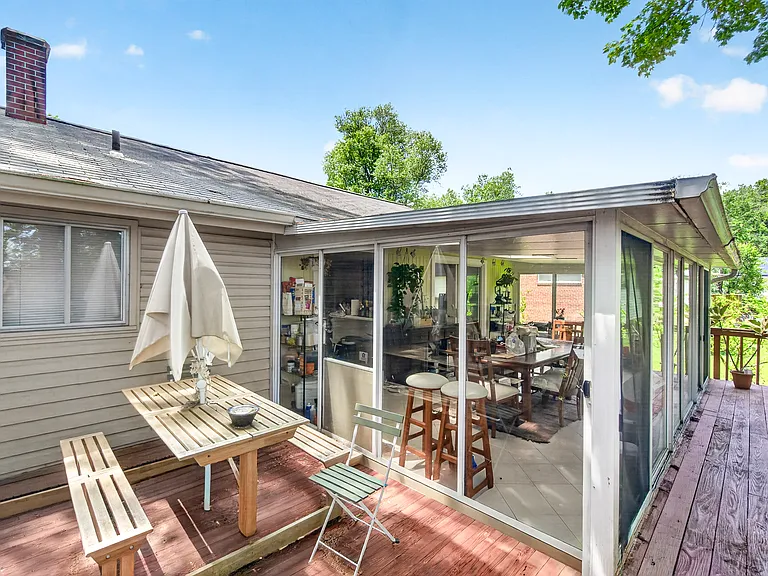 4905 Ertter Dr — Photo 6