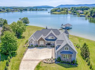 39 Mango Rd, Moneta, VA 24121