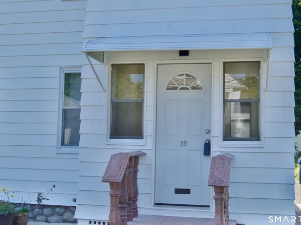37 Putnam St, Bristol, CT 06010