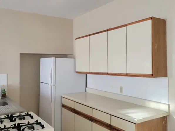 2035 E Allegheny Ave, Philadelphia, PA 19134