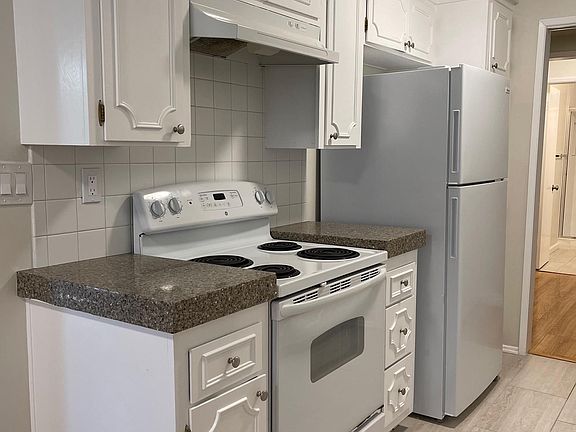 2nd image of 1835 Camden Ave APT 104