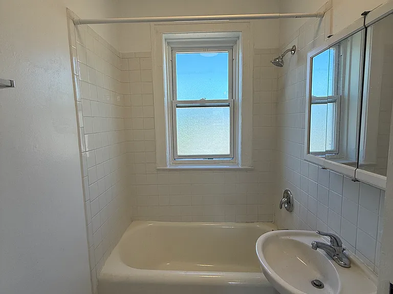 4419 N Whipple St #3W — Photo 10