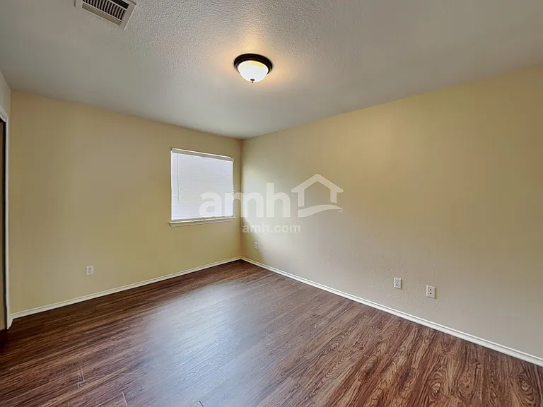 2684 Bradley Ln — Photo 15