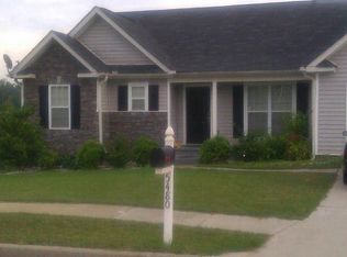 5480 Hilltop Pass, Fairburn, GA 30213