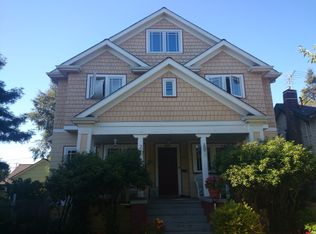 420 NW 45th St, Seattle, WA 98107