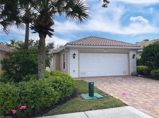 7418 Emilia Ln, Naples, FL 34114