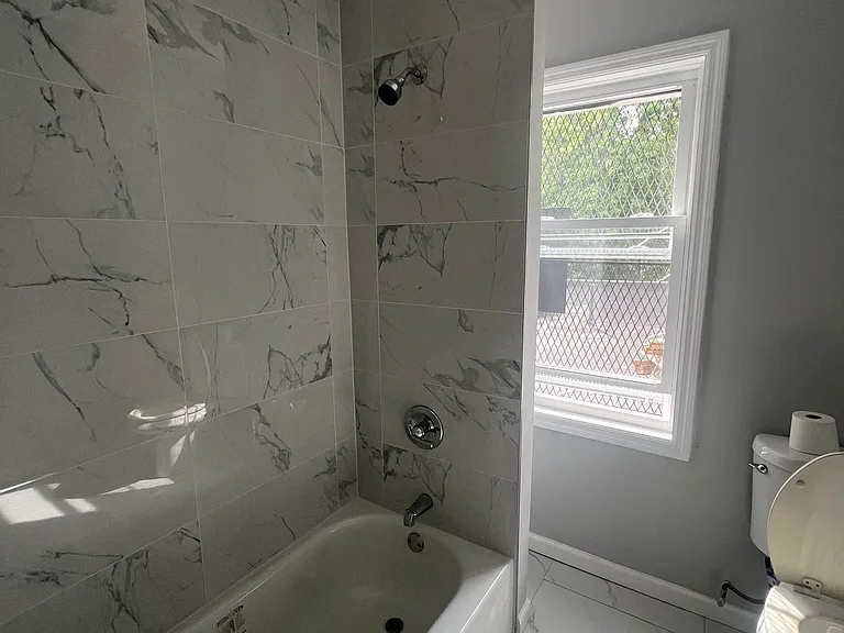 55 9th Ave #3 — Photo 2
