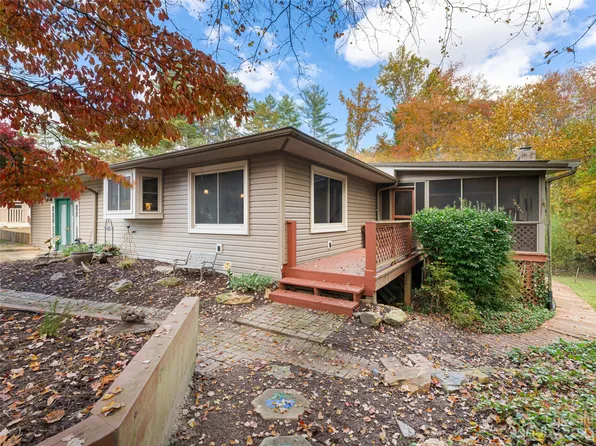 5 Star Ln, Hendersonville, NC 28791