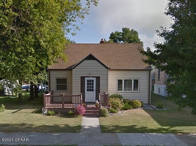 2nd image of 205 W 3rd St