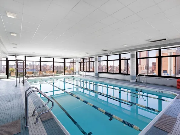 155 East 31st Street image 8 of 12