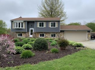 2775 McMackin Rd, Madison, OH 44057