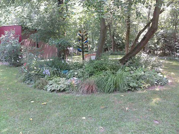 26817 Nubour St, Dowagiac, MI 49047
