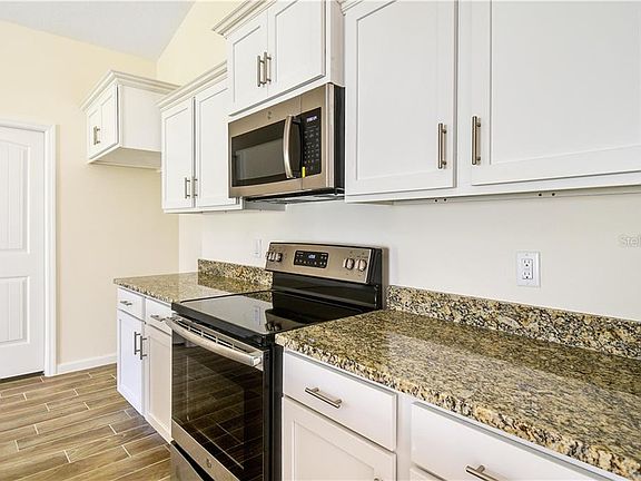 4th image of 316 Caen Ct