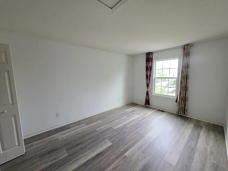 2393 Shadow Bend Dr — Photo 12