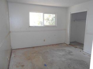 4827 N Hughes Ave, Fresno, CA 93705