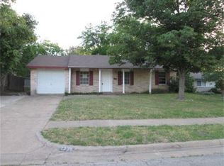 2306 Valleywood Dr, Carrollton, TX 75006