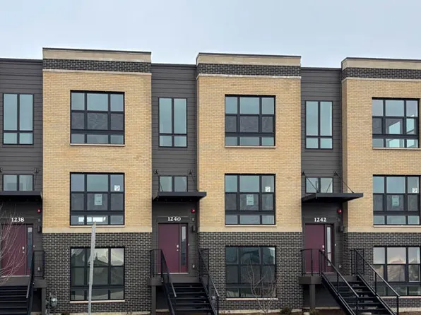 1238 Landmark Ave, Schaumburg, IL 60173