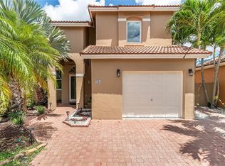 263 NW 107th Ave, Hollywood, FL 33026