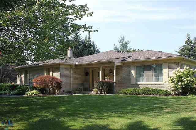 1st image of 4402 Cherrywood Dr