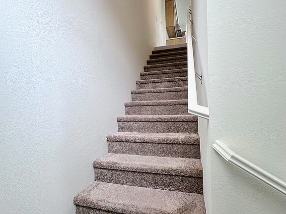 4th image of 19071 Main St Unit 101