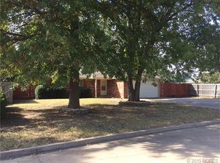 905 Christy Dr, Muskogee, OK 74403