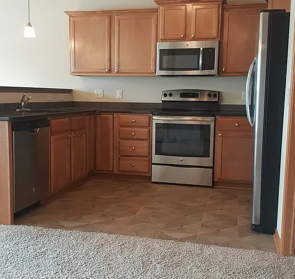 6168 Laroche Rd — Photo 2