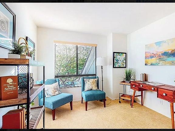 staging photos, carpet replaced with vinyl