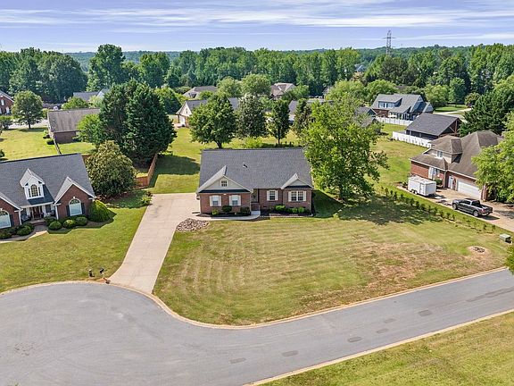 2nd image of 312 Rolling Meadow Ct