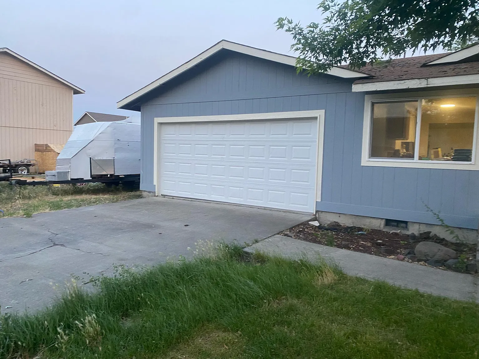 3 bed, 1008 sqft, $1,950 — Photo 3