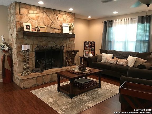 4th image of 311 High Meadow Dr