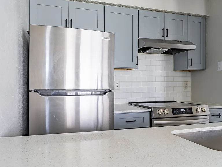 Ronan Apartment Homes — Photo 53