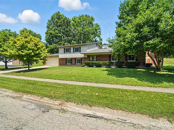 4th image of 836 Cascade Dr