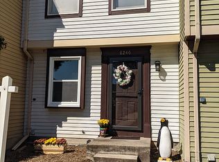 8246 Crestmont Cir, Springfield, VA 22153