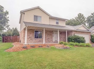 1504 Prairie View Dr, Edwardsville, IL 62025