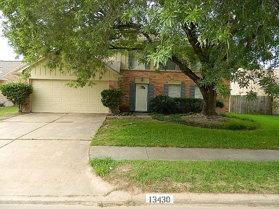 13430 Bridgewalk Ln