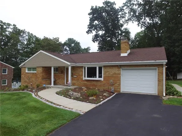 132 White Oak Dr, Butler, PA 16001
