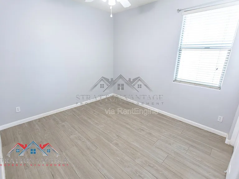 3068 E Ravenswood Dr — Photo 28