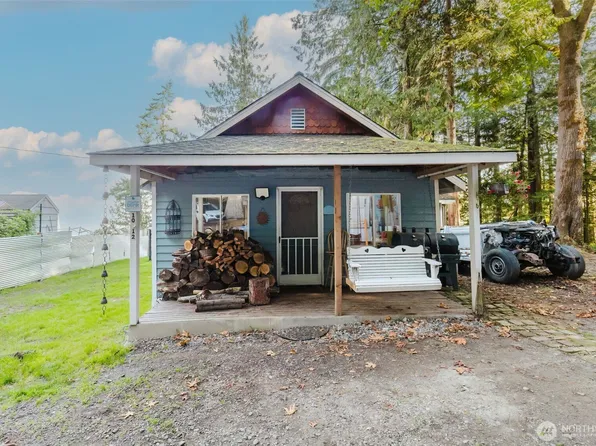 10012 Brush Arbor Lane NW, Seabeck, WA 98380