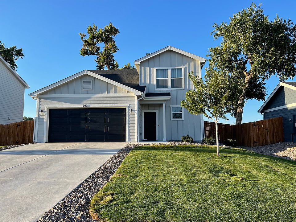 1st image of 3021 Shady Oaks Dr