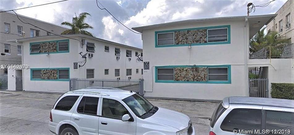 2nd image of 941 SW 5th St #0