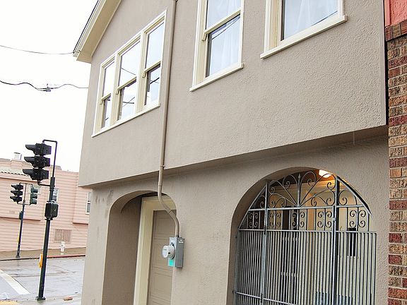 2nd image of 801 Newhall St