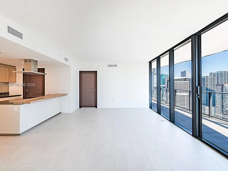 1000 Brickell Plz #4509 — Photo 45