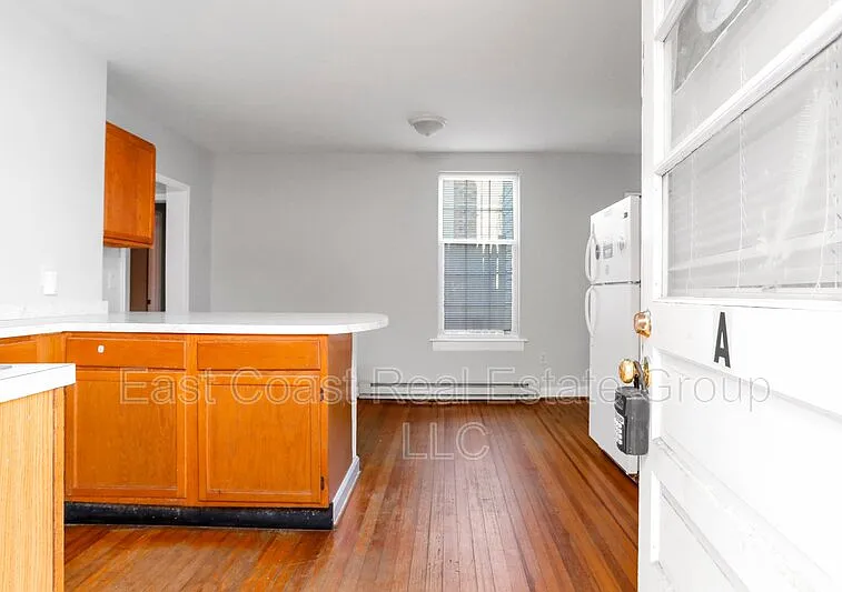 721 2nd St #A — Photo 25