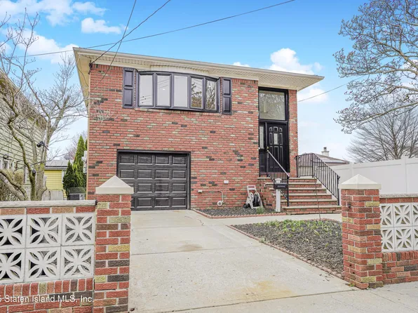 162 Sand Ln, Staten Island, NY 10305