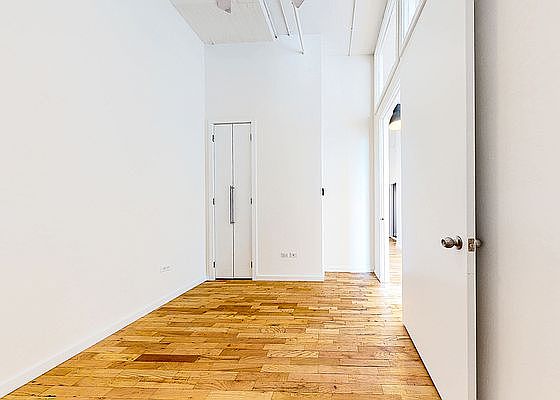 5th image of 59 Bogart St #303