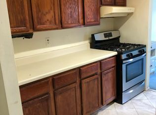 163B Overlook Ct, Woodbridge, NJ 07095