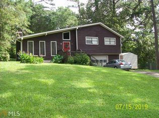 6108 Plum Crest Rd, Douglasville, GA 30135