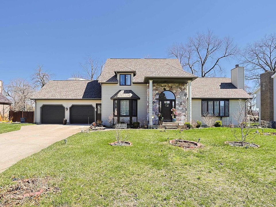 1st image of 52854 Farmingdale Dr
