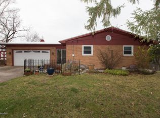 51 Hickory Nut Ln, Springfield, MI 49037